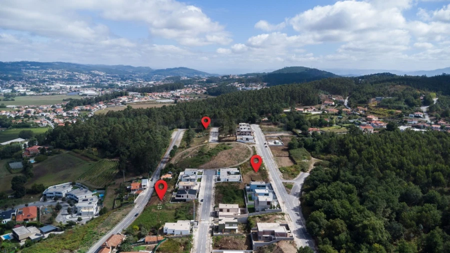 Terreno para Venda em Ruivães e Novais Foto 7