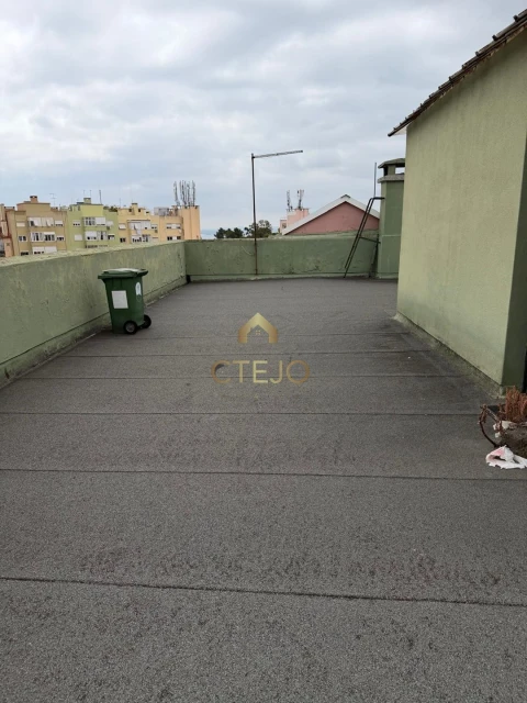 Apartamento T3 para Venda em Penha de França