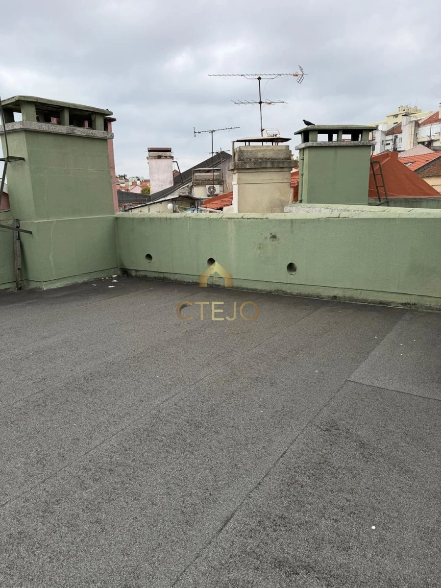 Apartamento T3 para Venda em Penha de França Foto 18
