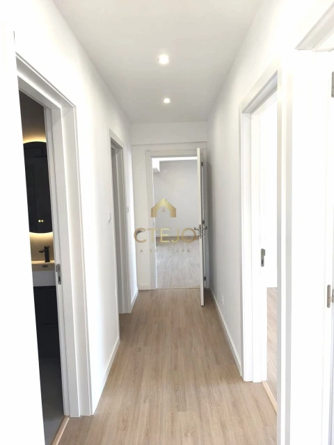 Apartamento T3 para Venda em Mina de Água