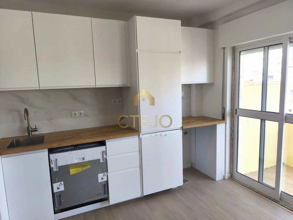 Apartamento T3 para Venda em Mina de Água Foto 2
