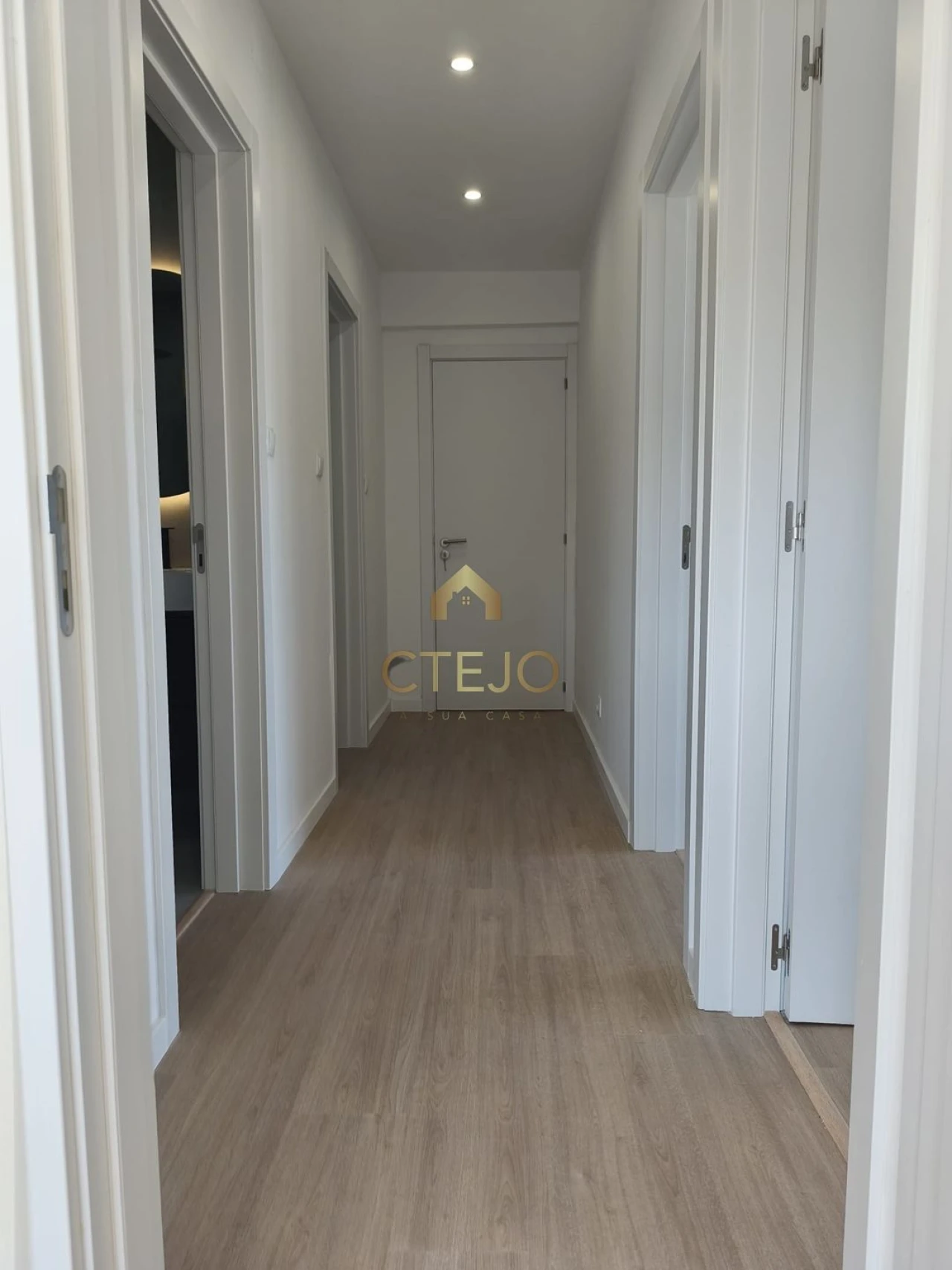 Apartamento T3 para Venda em Mina de Água Foto 12