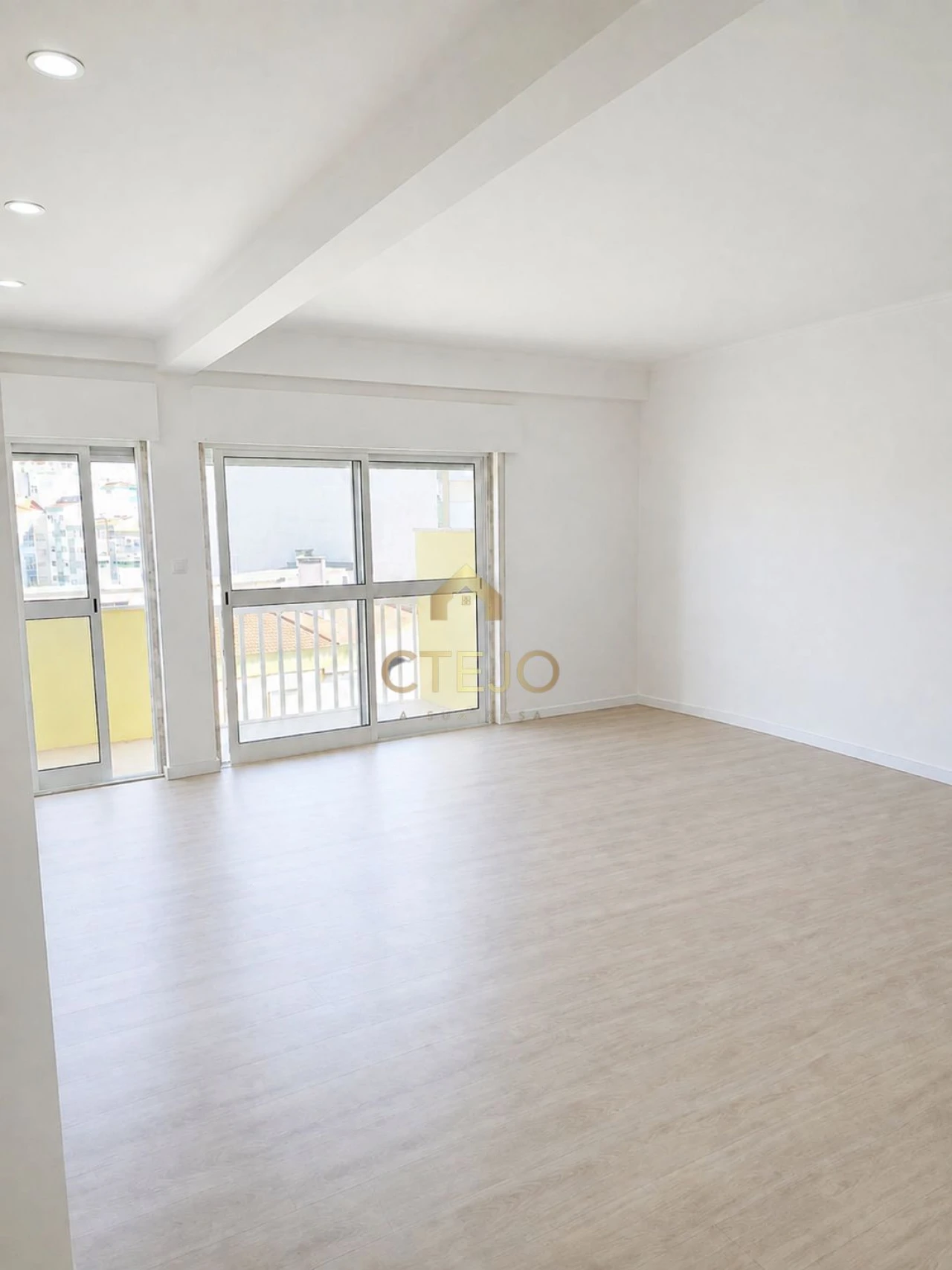 Apartamento T3 para Venda em Mina de Água Foto 8