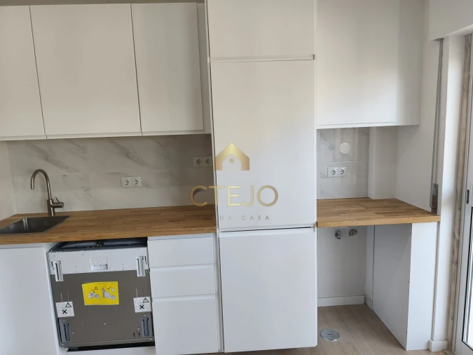 Apartamento T3 para Venda em Mina de Água Foto 3