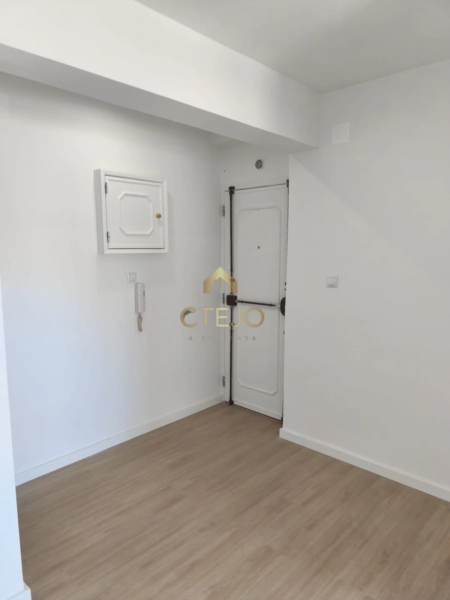 Apartamento T3 para Venda em Mina de Água Foto 26