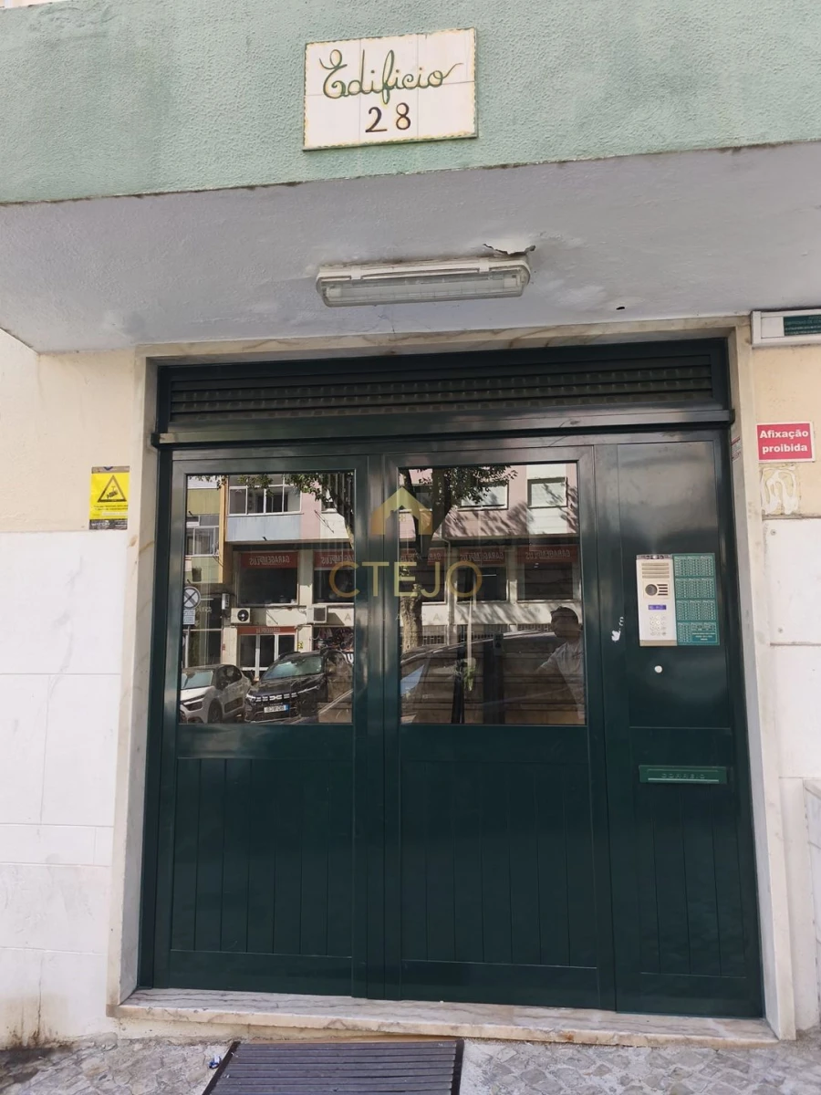 Apartamento T3 para Venda em Mina de Água Foto 47