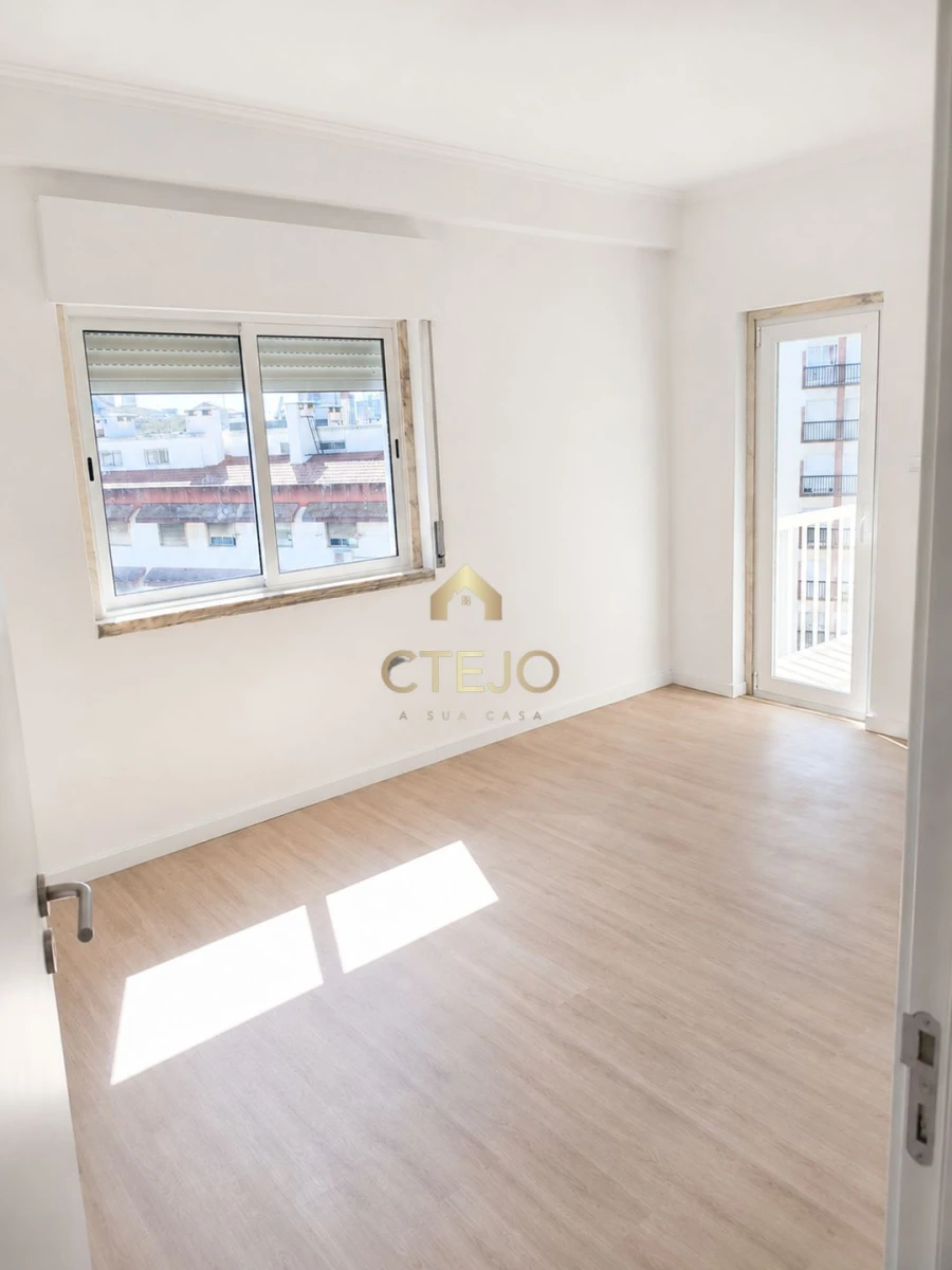 Apartamento T3 para Venda em Mina de Água Foto 14