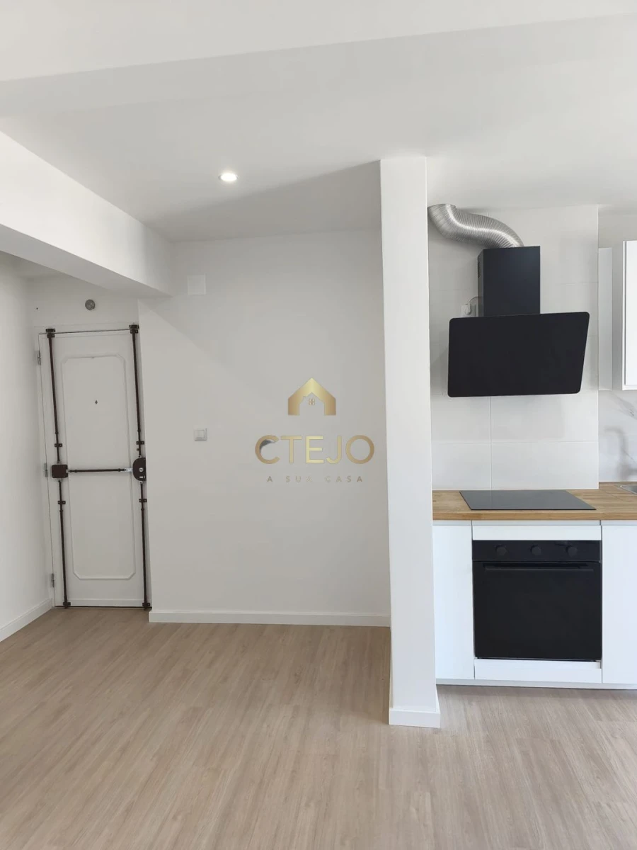 Apartamento T3 para Venda em Mina de Água Foto 7