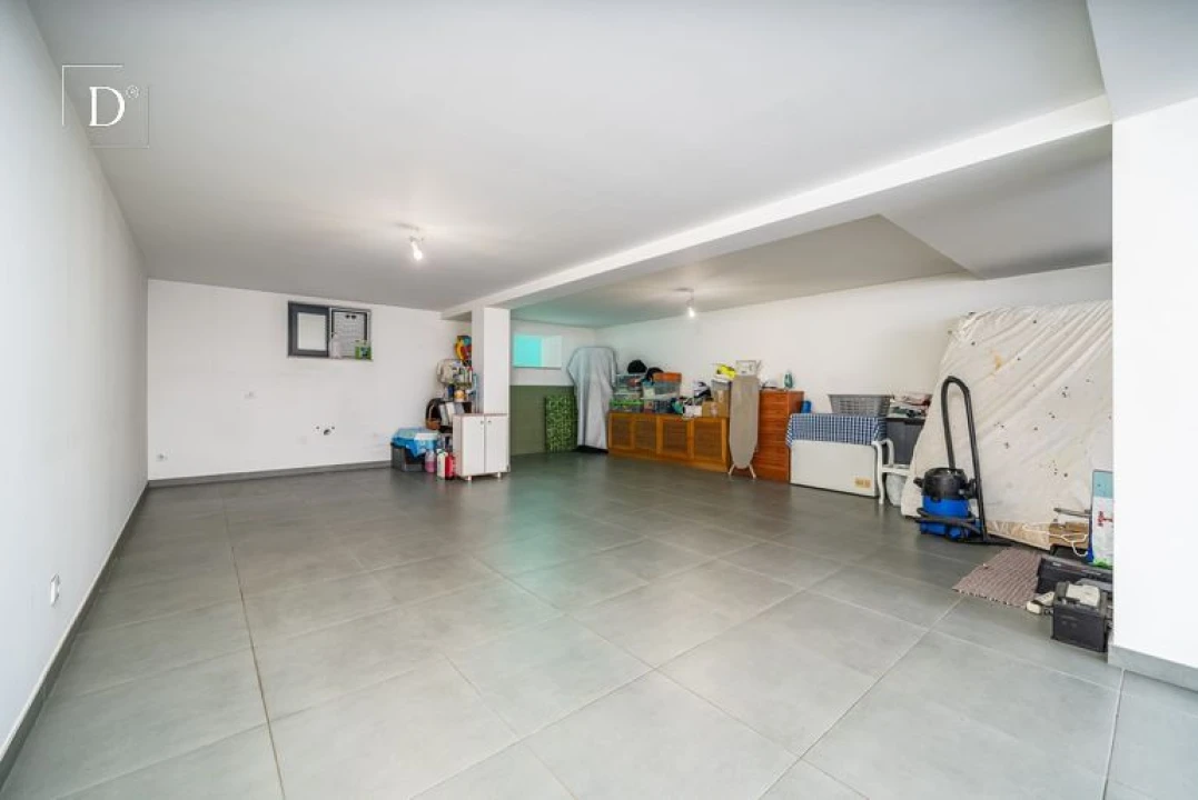 Moradia T3 para Venda em Silves Foto 37