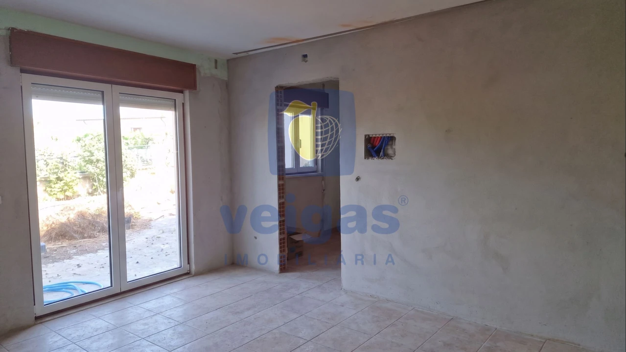 Moradia T3 para Venda em Louriçal Foto 16