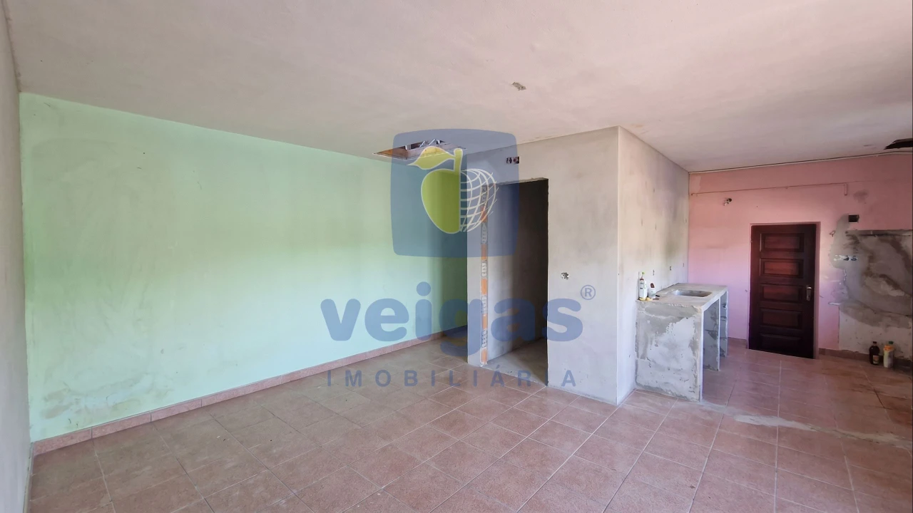 Moradia T3 para Venda em Louriçal Foto 7