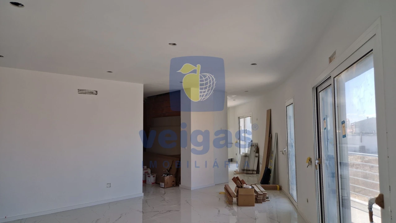 Apartamento T3 para Venda em São Pedro Foto 2