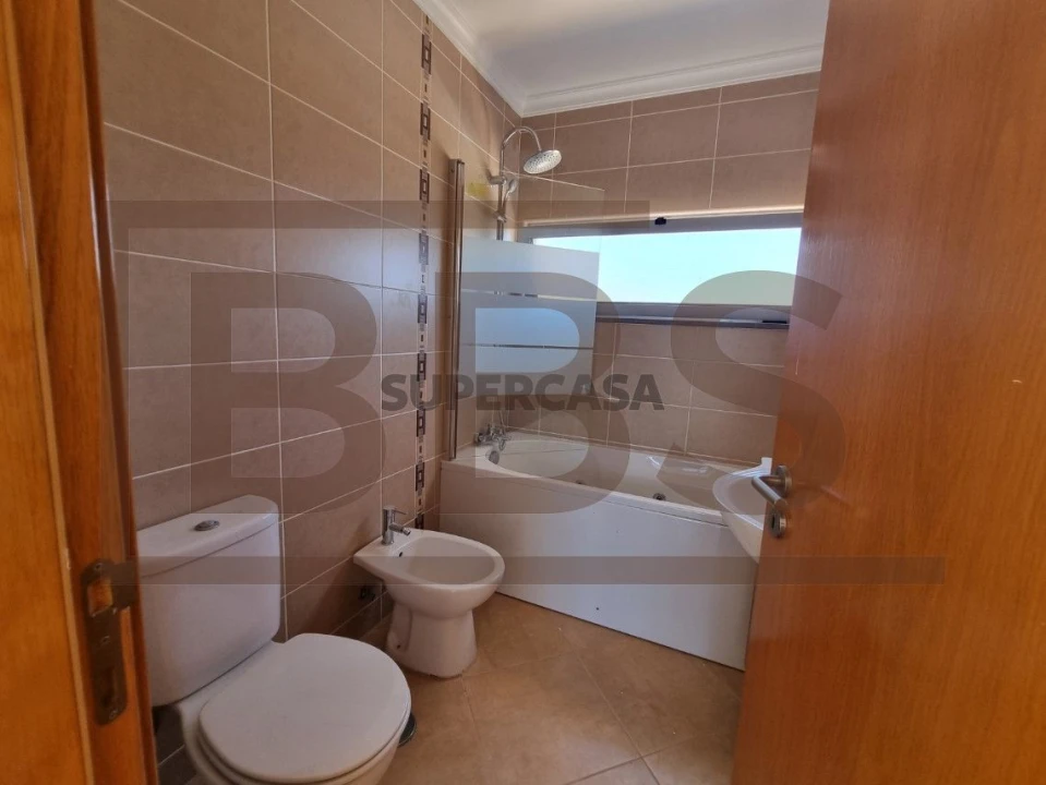 Moradia T3 para Venda em Tavira (Santa Maria e Santiago) Foto 5