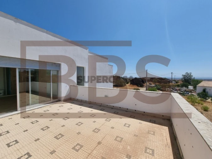 Moradia T3 para Venda em Tavira (Santa Maria e Santiago) Foto 4