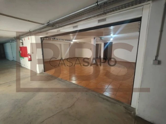 Moradia T3 para Venda em Guia Foto 22