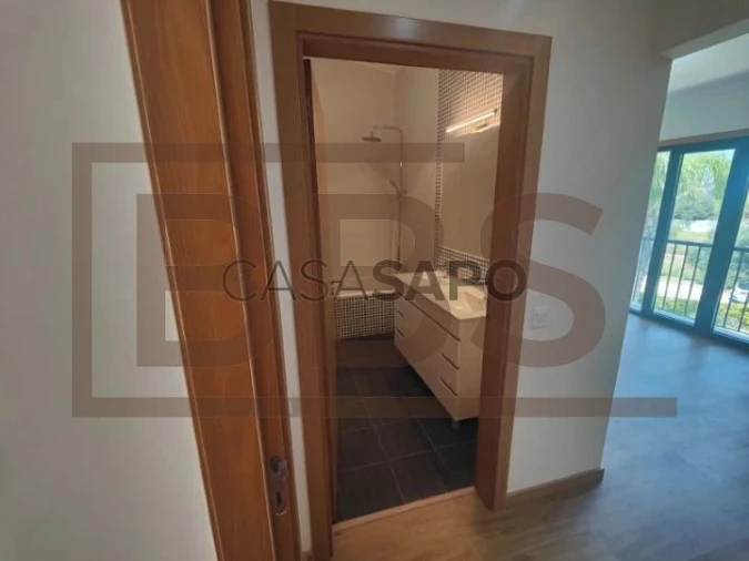 Moradia T3 para Venda em Guia Foto 4