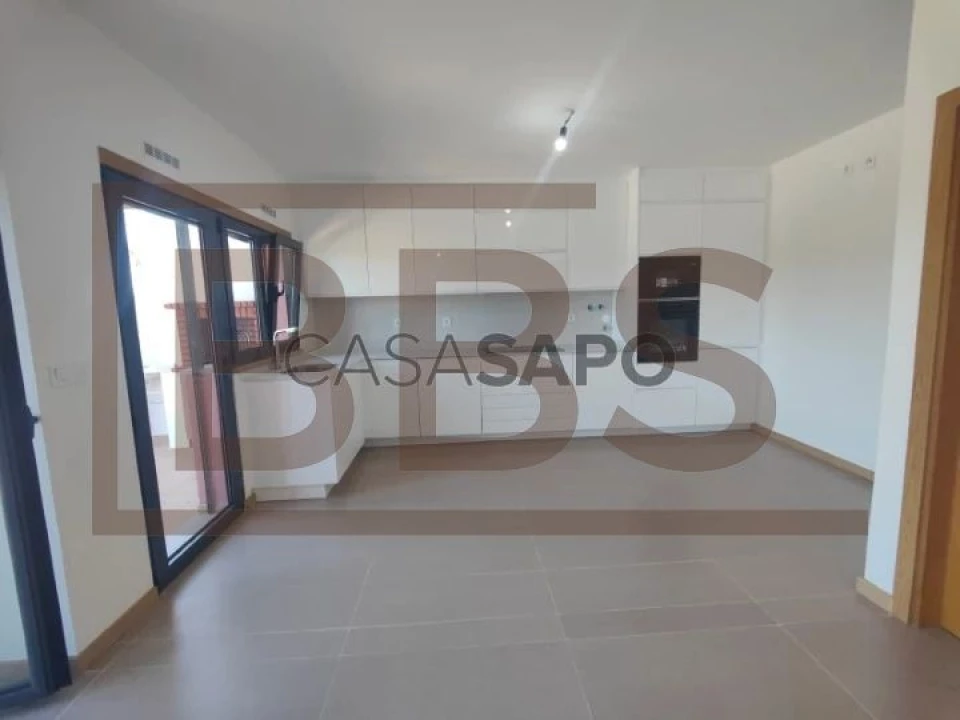Moradia T3 para Venda em Guia Foto 20