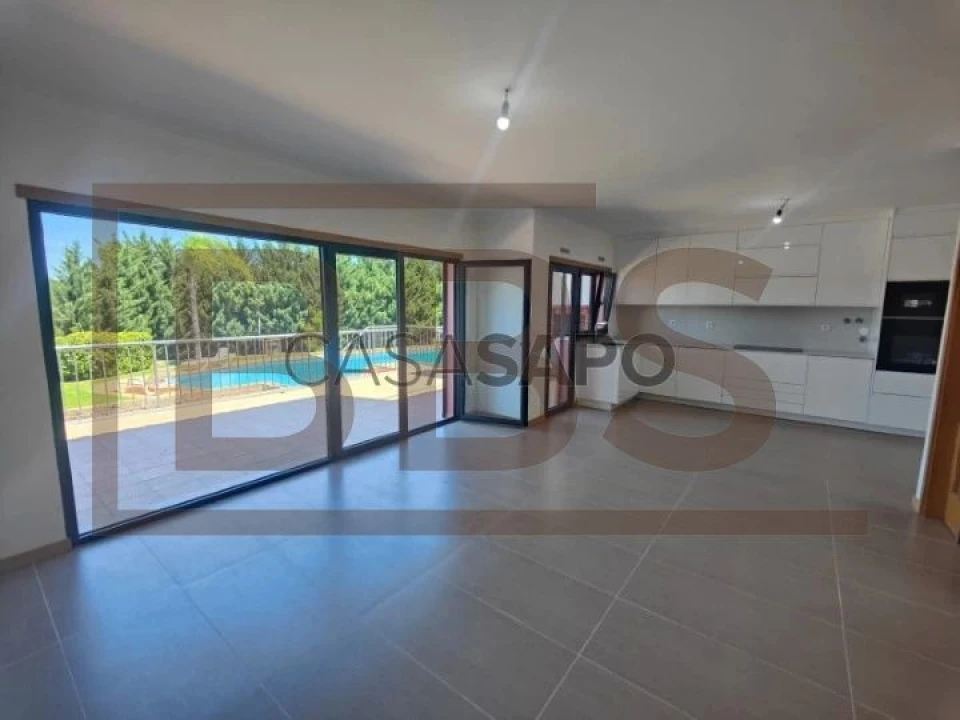 Moradia T3 para Venda em Guia Foto 9