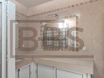 Apartamento T1 para Venda em Funchal (Santa Maria Maior)