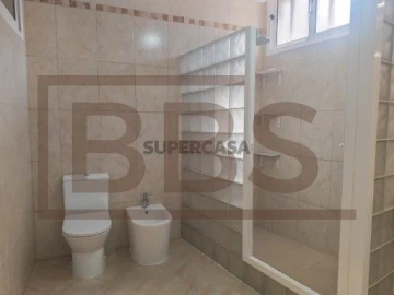 Apartamento T1 para Venda em Funchal (Santa Maria Maior)