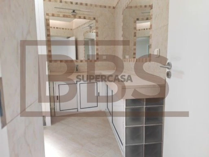 Apartamento T1 para Venda em Funchal (Santa Maria Maior) Foto 16