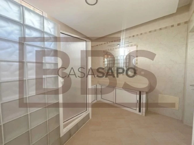 Apartamento T1 para Venda em Funchal (Santa Maria Maior) Foto 12