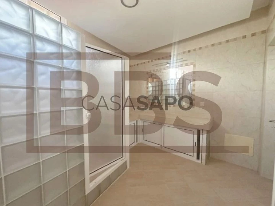 Apartamento T1 para Venda em Funchal (Santa Maria Maior) Foto 12