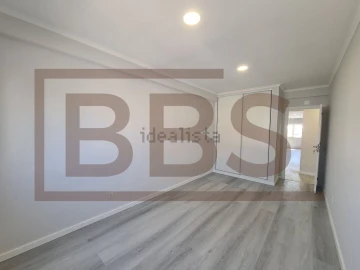 Apartamento T4 para Venda em Seixal