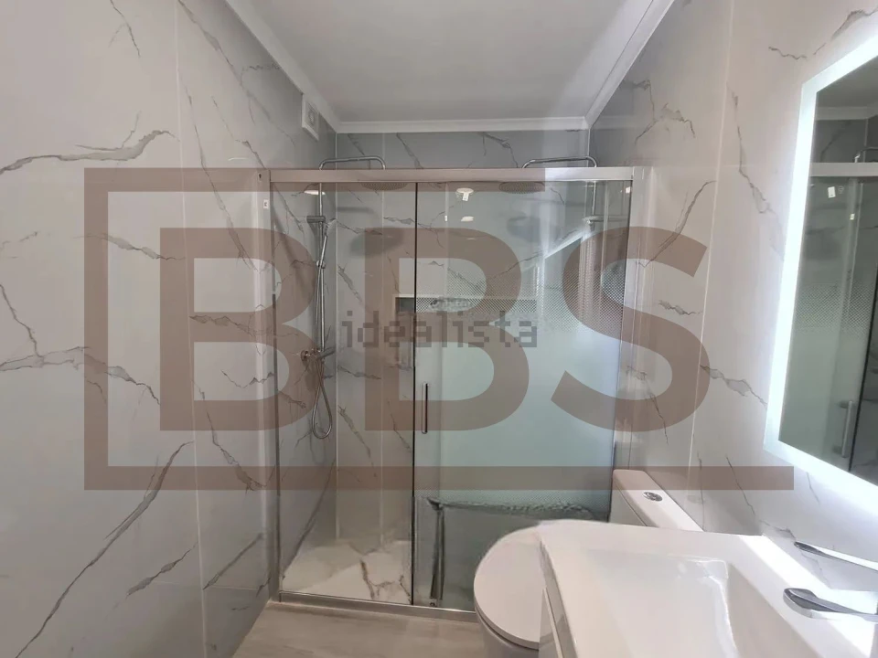 Apartamento T4 para Venda em Seixal Foto 31