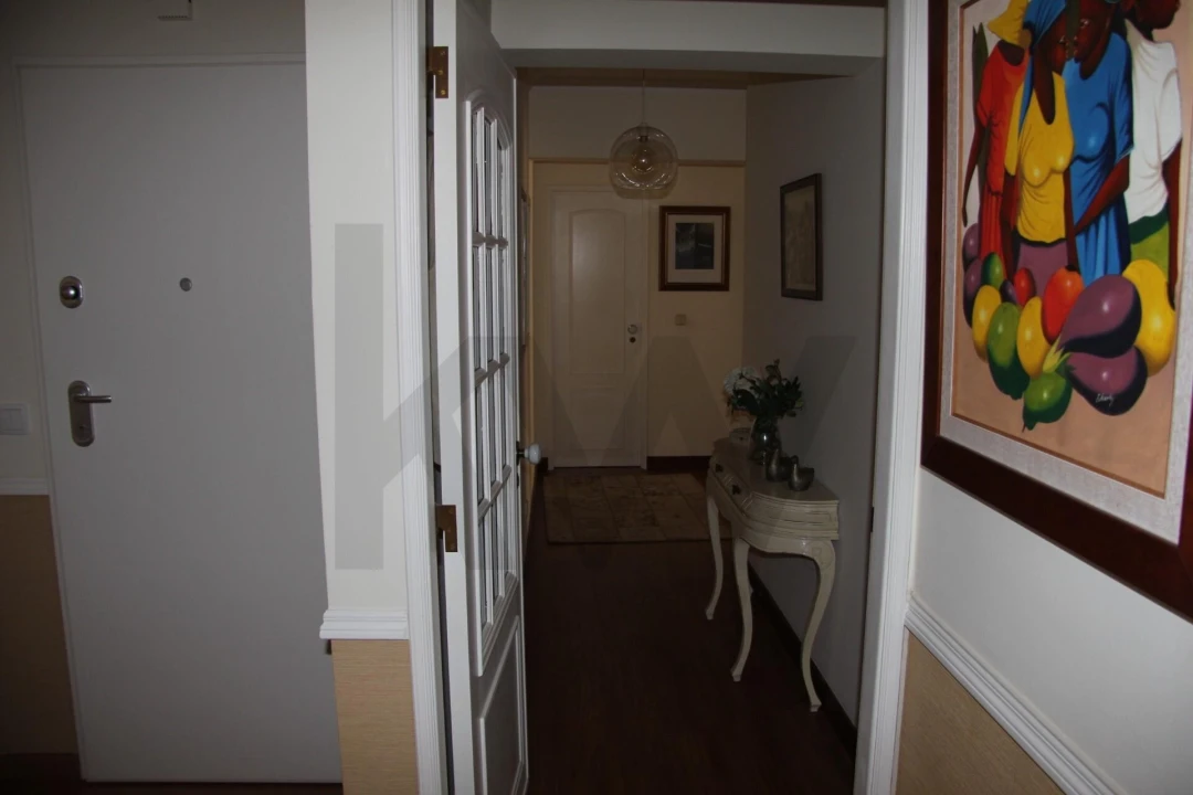 Apartamento T3 para Venda em Massamá e Monte Abraão Foto 17