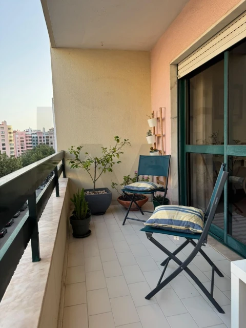 Apartamento T3 para Venda em Massamá e Monte Abraão