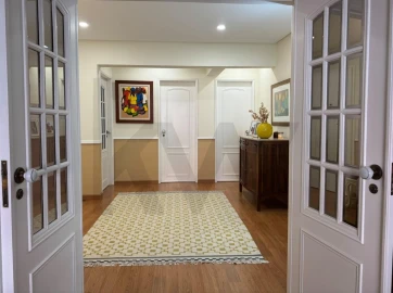 Apartamento T3 para Venda em Massamá e Monte Abraão