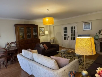 Apartamento T3 para Venda em Massamá e Monte Abraão