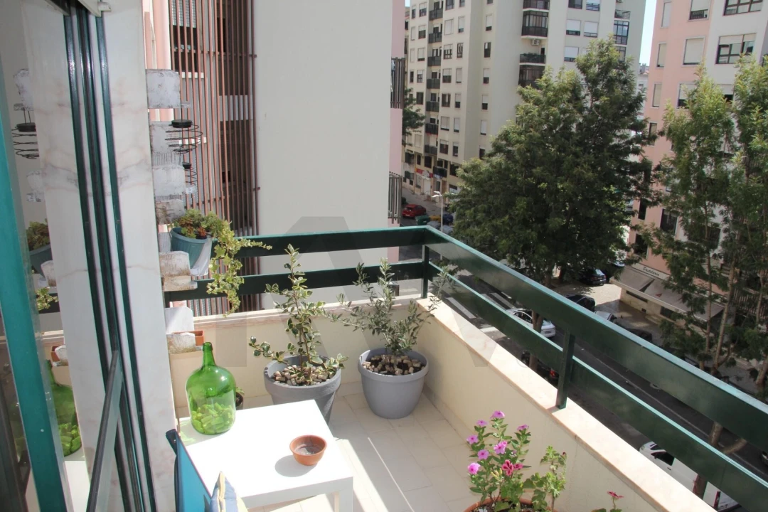 Apartamento T3 para Venda em Massamá e Monte Abraão Foto 20
