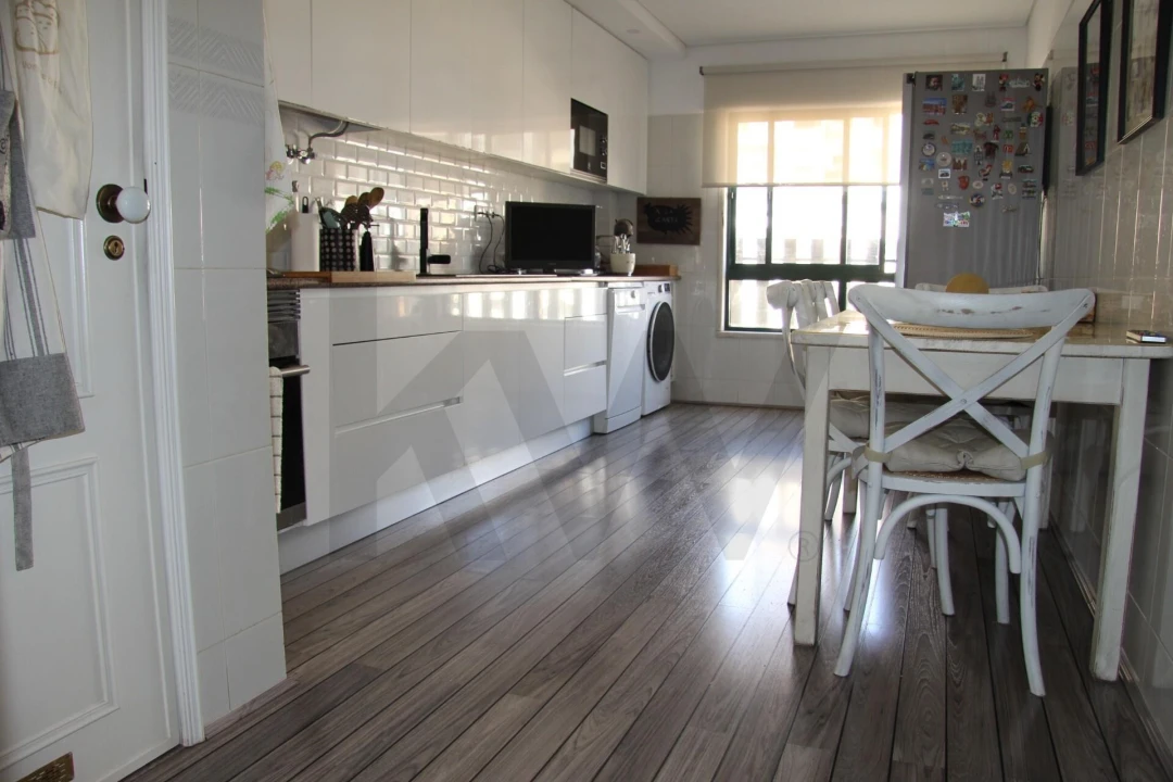 Apartamento T3 para Venda em Massamá e Monte Abraão Foto 5