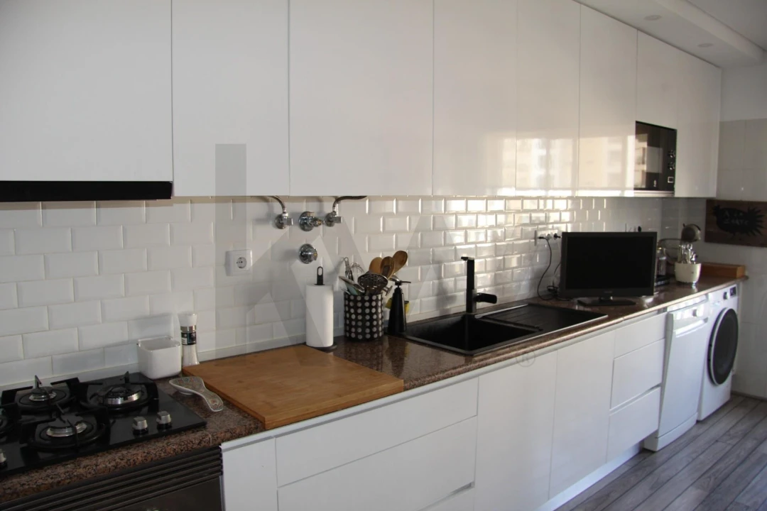Apartamento T3 para Venda em Massamá e Monte Abraão Foto 6
