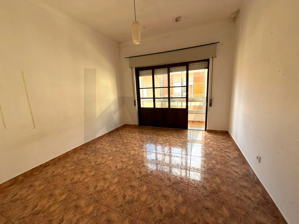 Apartamento T5 para Venda em Buarcos Foto 9