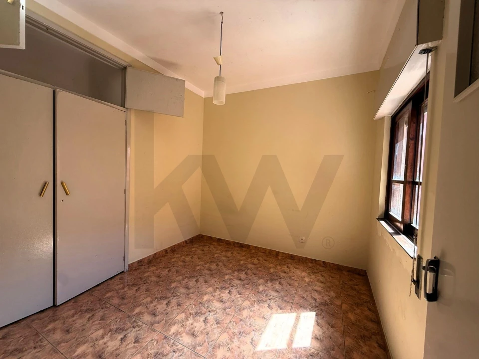 Apartamento T5 para Venda em Buarcos Foto 15