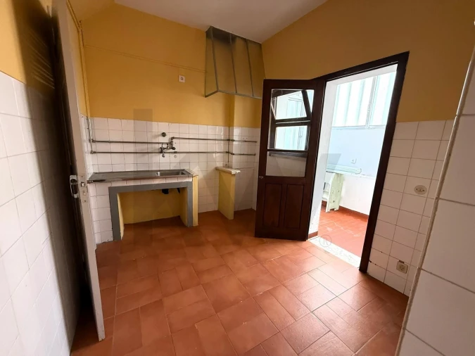 Apartamento T5 para Venda em Buarcos Foto 13