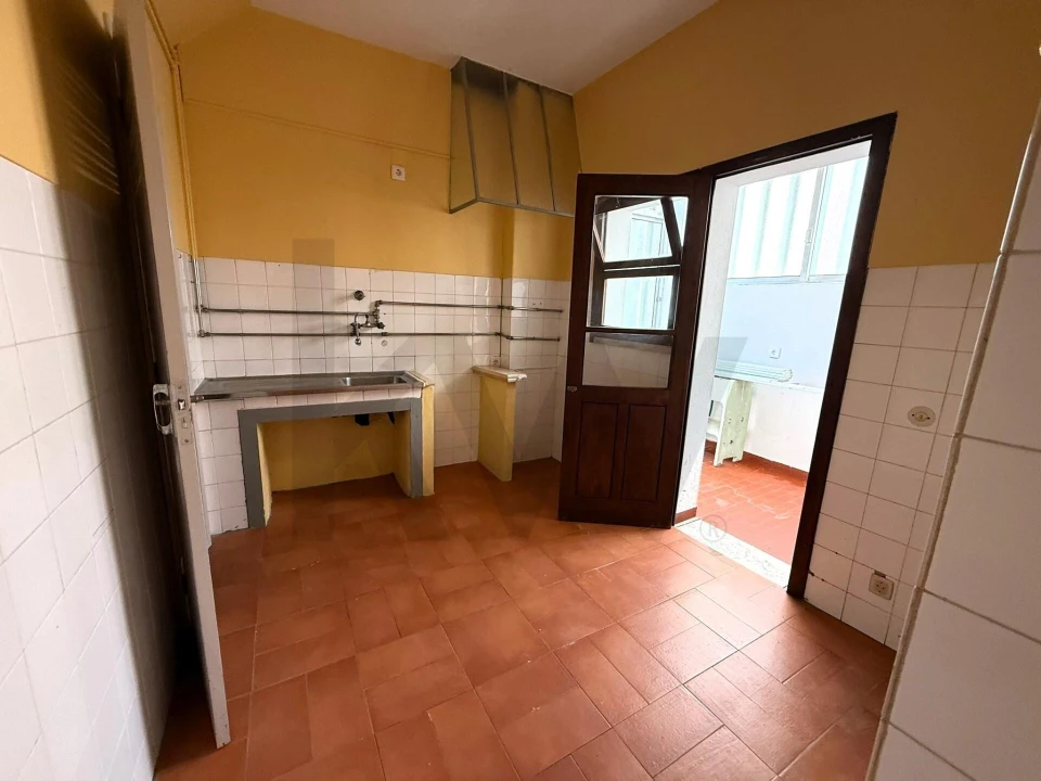 Apartamento T5 para Venda em Buarcos Foto 13