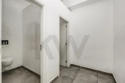 Armazém para Arrendamento em Sacavém e Prior Velho
