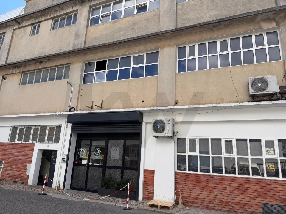 Armazém para Arrendamento em Sacavém e Prior Velho Foto 28
