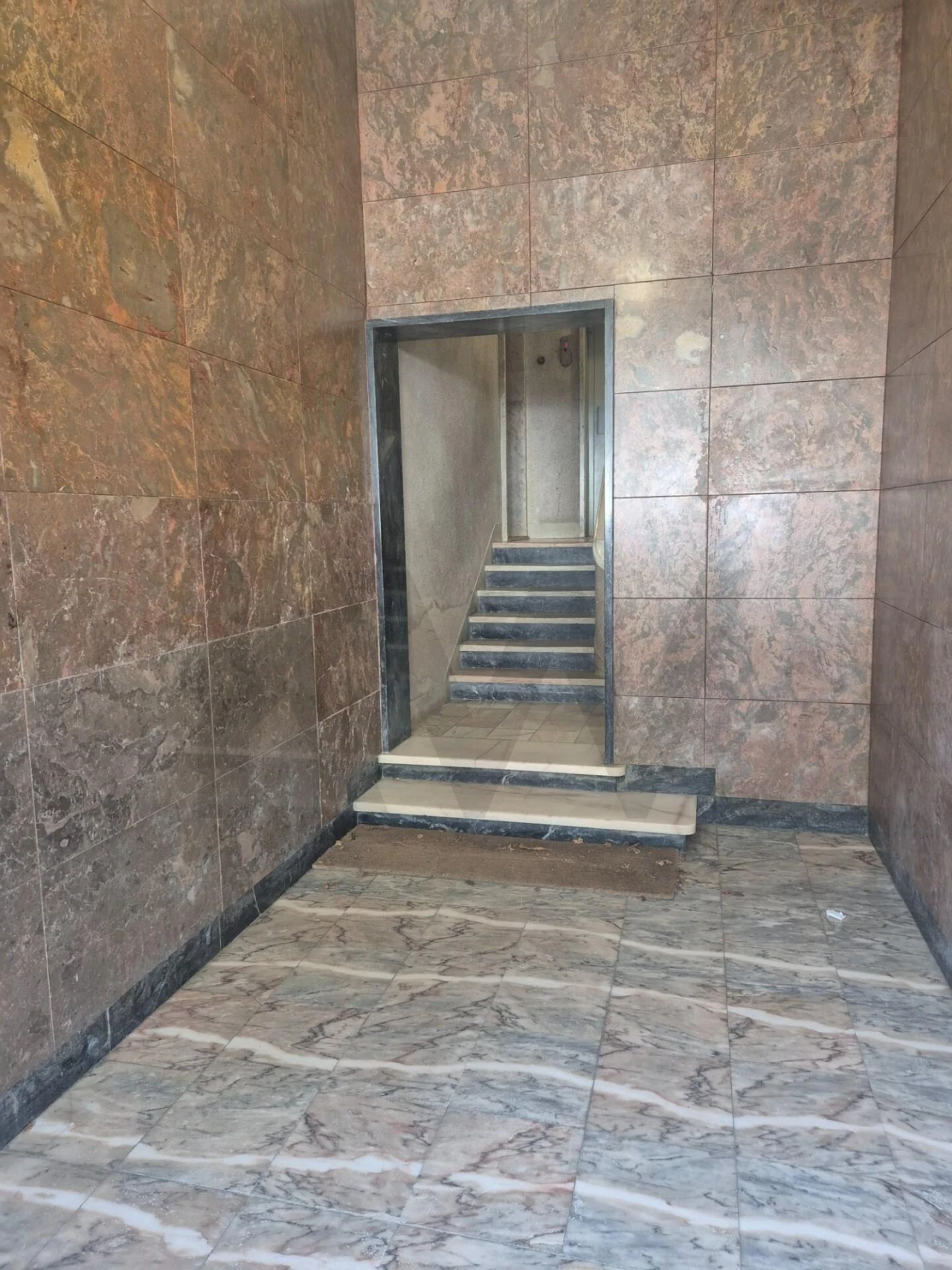 Apartamento T3 para Arrendamento em Campo de Ourique Foto 29