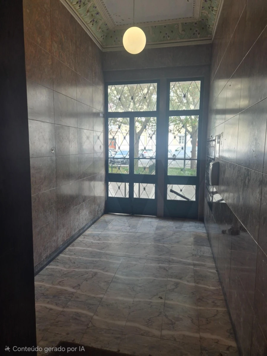 Apartamento T3 para Arrendamento em Campo de Ourique Foto 28