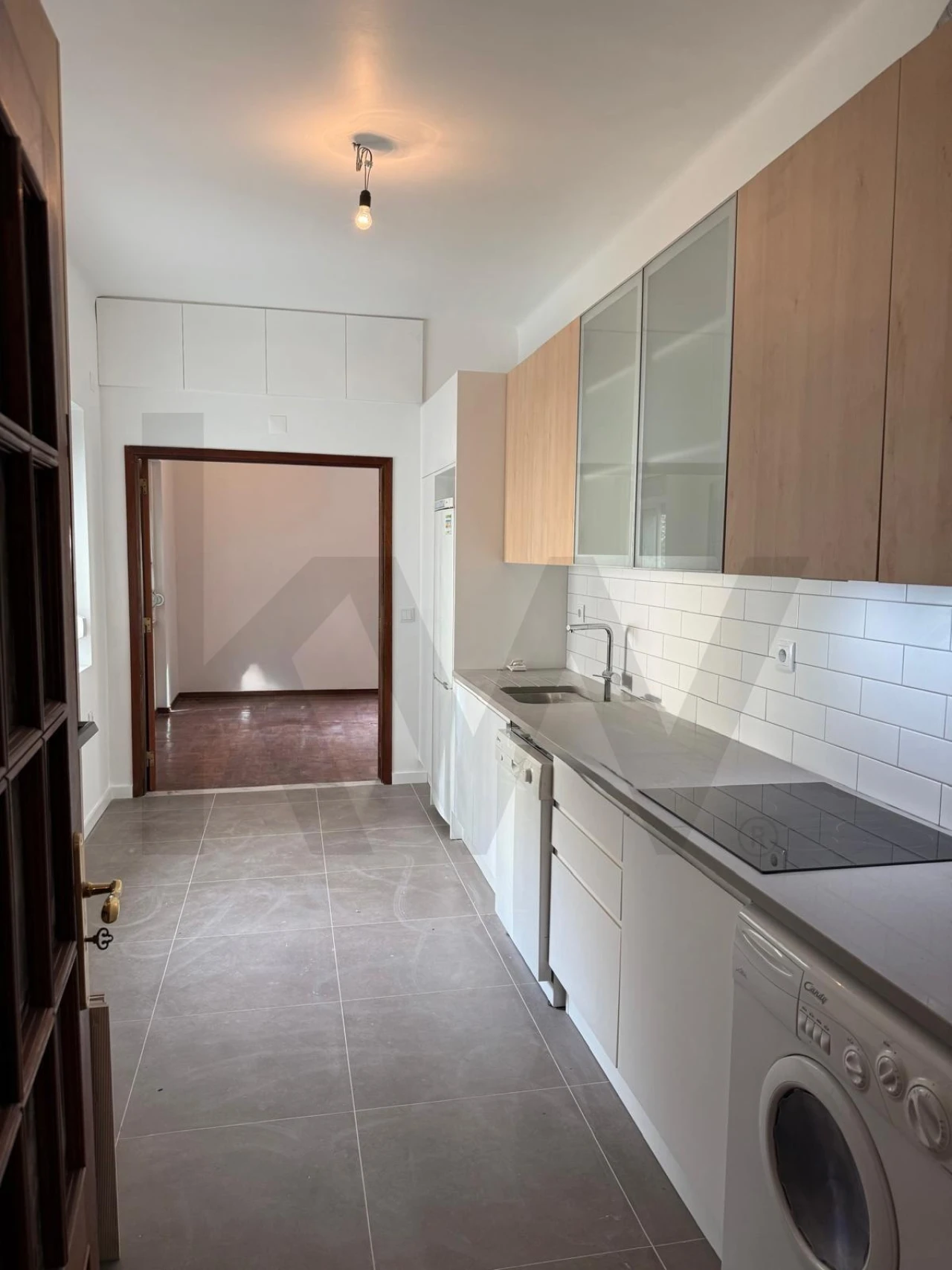 Apartamento T3 para Arrendamento em Campo de Ourique Foto 2