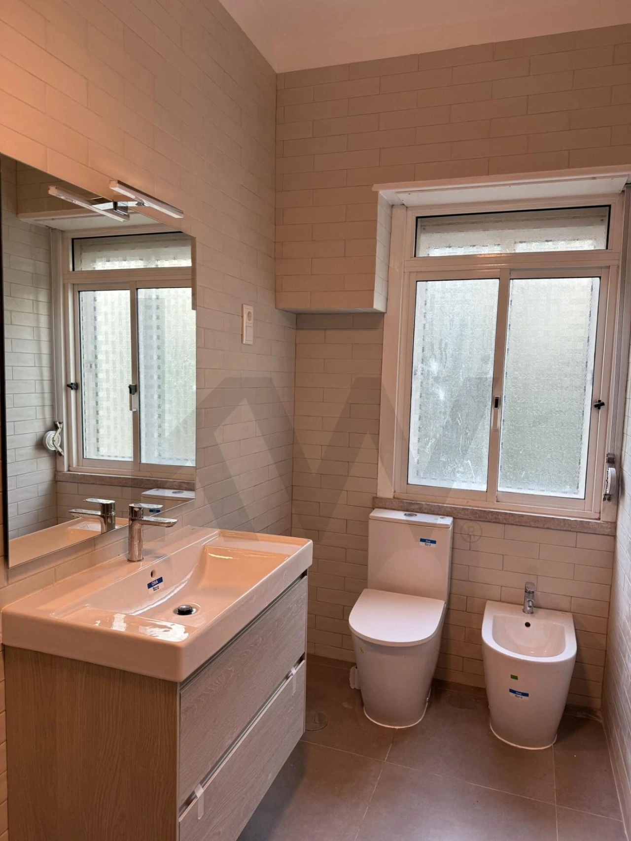 Apartamento T3 para Arrendamento em Campo de Ourique Foto 21