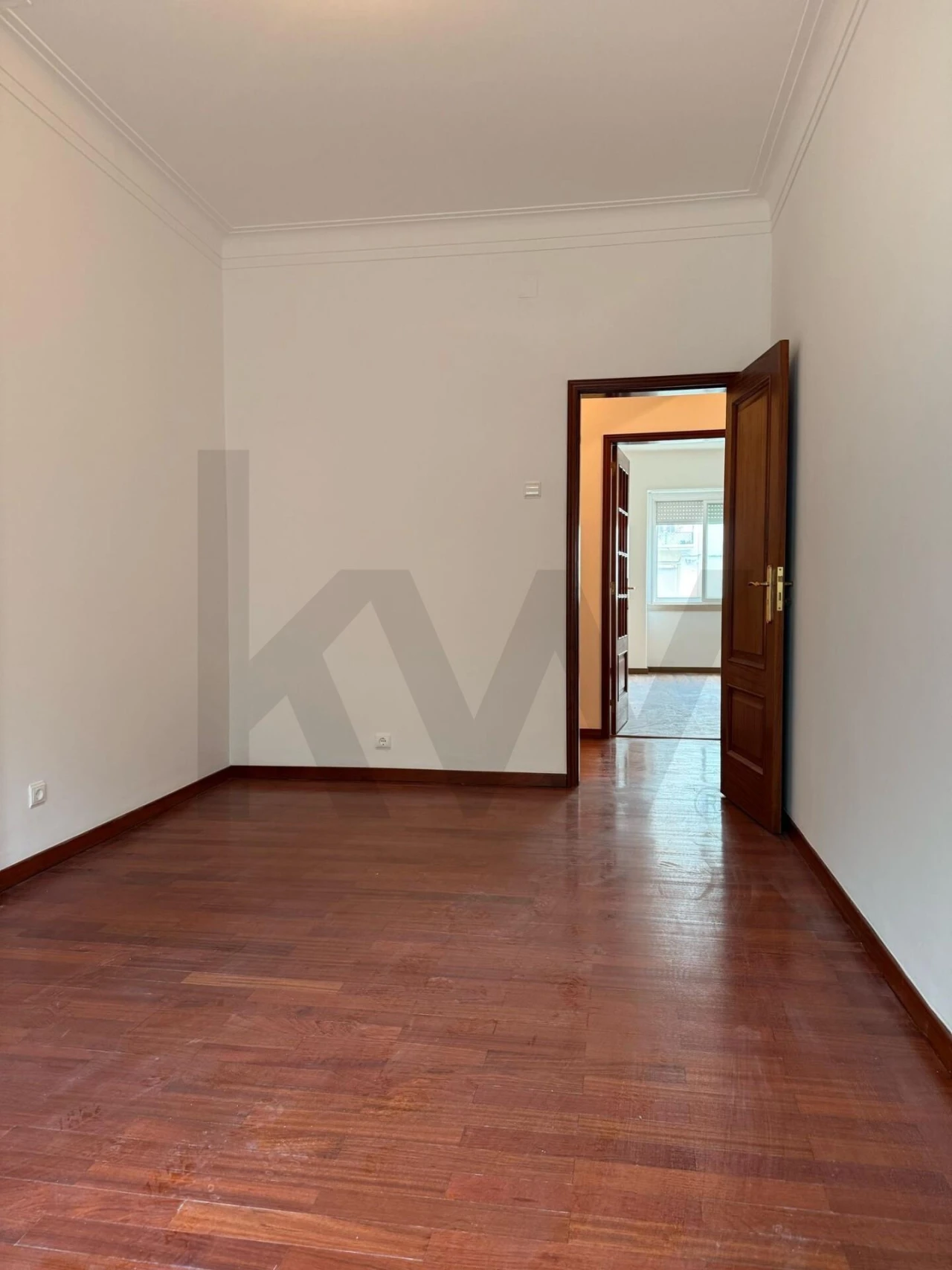Apartamento T3 para Arrendamento em Campo de Ourique Foto 18