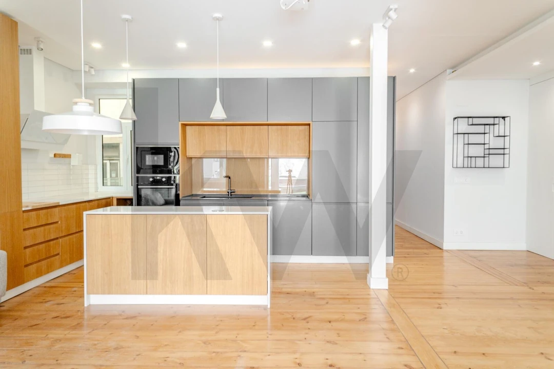 Apartamento T3 para Venda em Avenidas Novas Foto 8