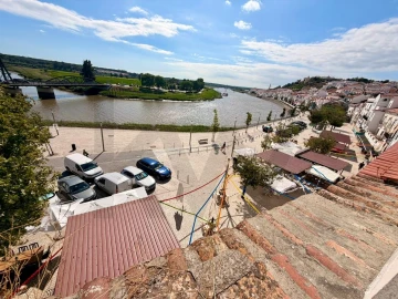 Apartamento T3 para Venda em Santa Maria do Castelo e Santiago e Santa Susana
