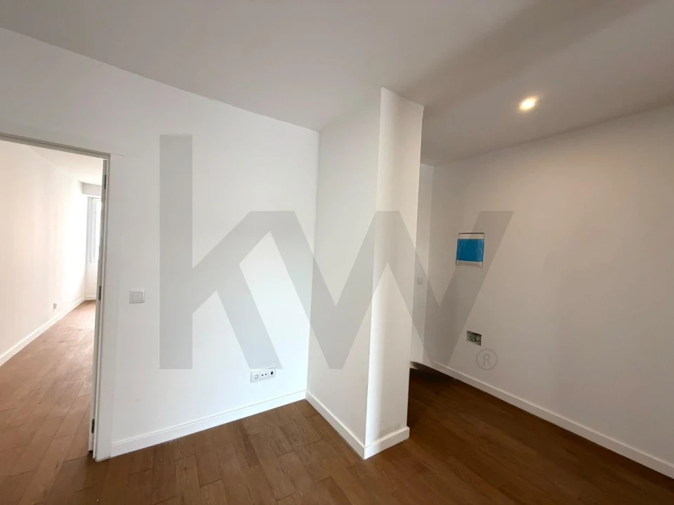 Apartamento T3 para Venda em Santa Maria do Castelo e Santiago e Santa Susana Foto 7